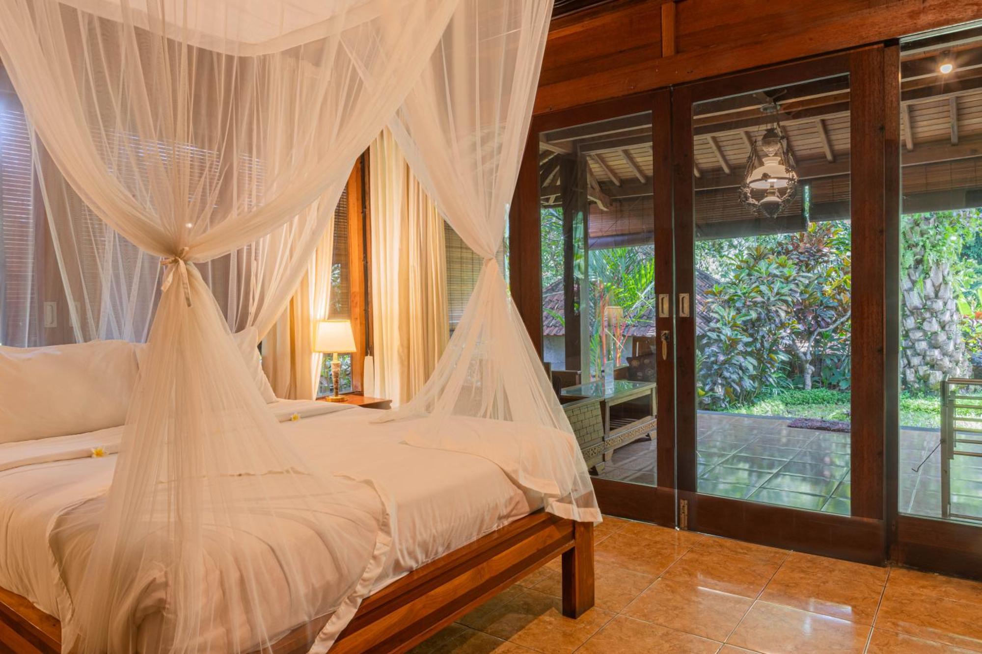 Sari Bamboo Villas Ubud  Exterior photo